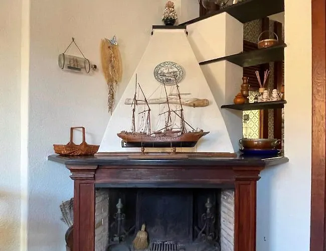 Da Un'antica Dimora Di Pescatori Sul Porticciolo *